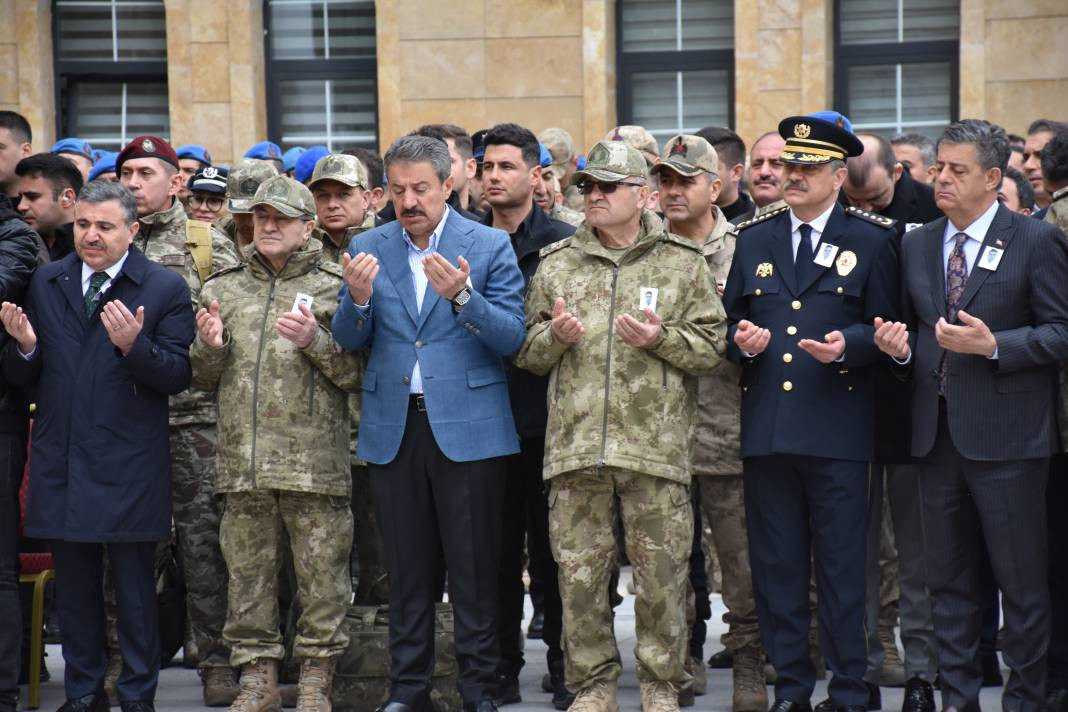 Şehit olan polisle ilgili kahreden detay! Hem doğum günüydü hem de mezuniyetin yıl dönümüydü - Resim: 14